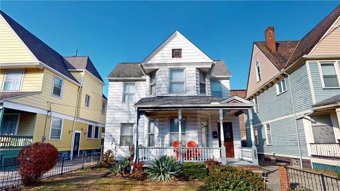 6310 W Clinton Avenue Cleveland OH 44102