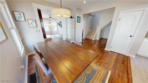 6310 W Clinton Avenue Cleveland OH 44102