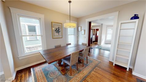 6310 W Clinton Avenue Cleveland OH 44102