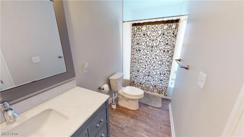 6310 W Clinton Avenue Cleveland OH 44102