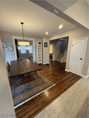 6310 W Clinton Avenue Cleveland OH 44102