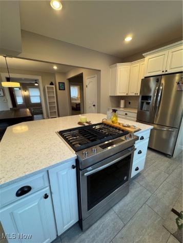 6310 W Clinton Avenue Cleveland OH 44102