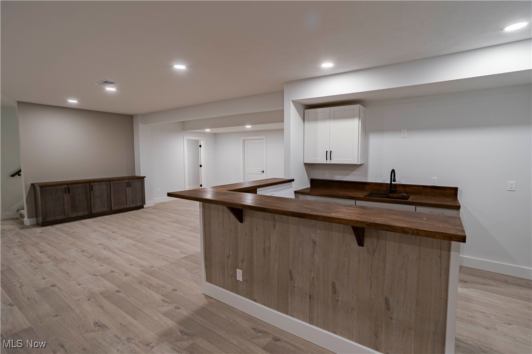 30492 Carlton Avenue Westlake OH 44145