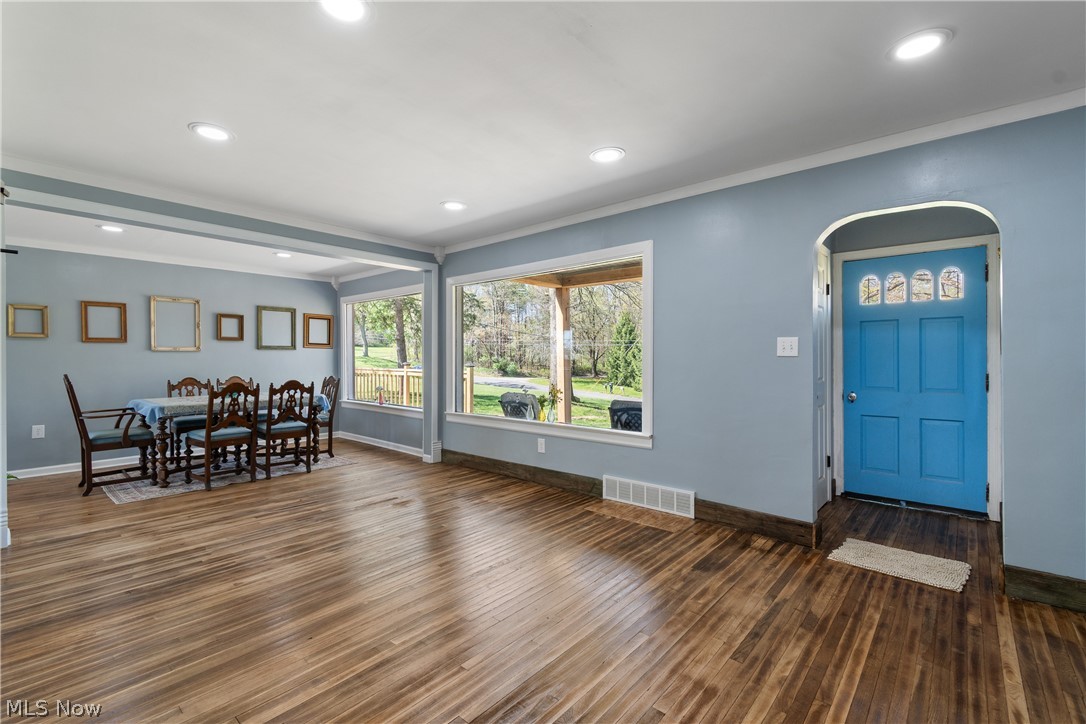 5261 Dailey Road New Franklin OH 44319