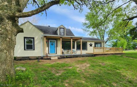 5261 Dailey Road New Franklin OH 44319