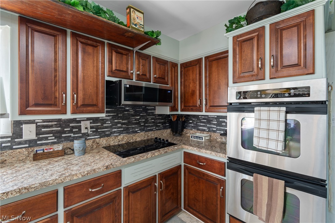 5261 Dailey Road New Franklin OH 44319