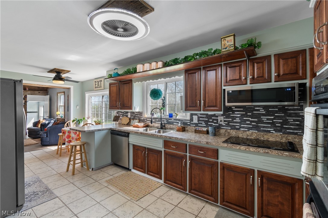 5261 Dailey Road New Franklin OH 44319