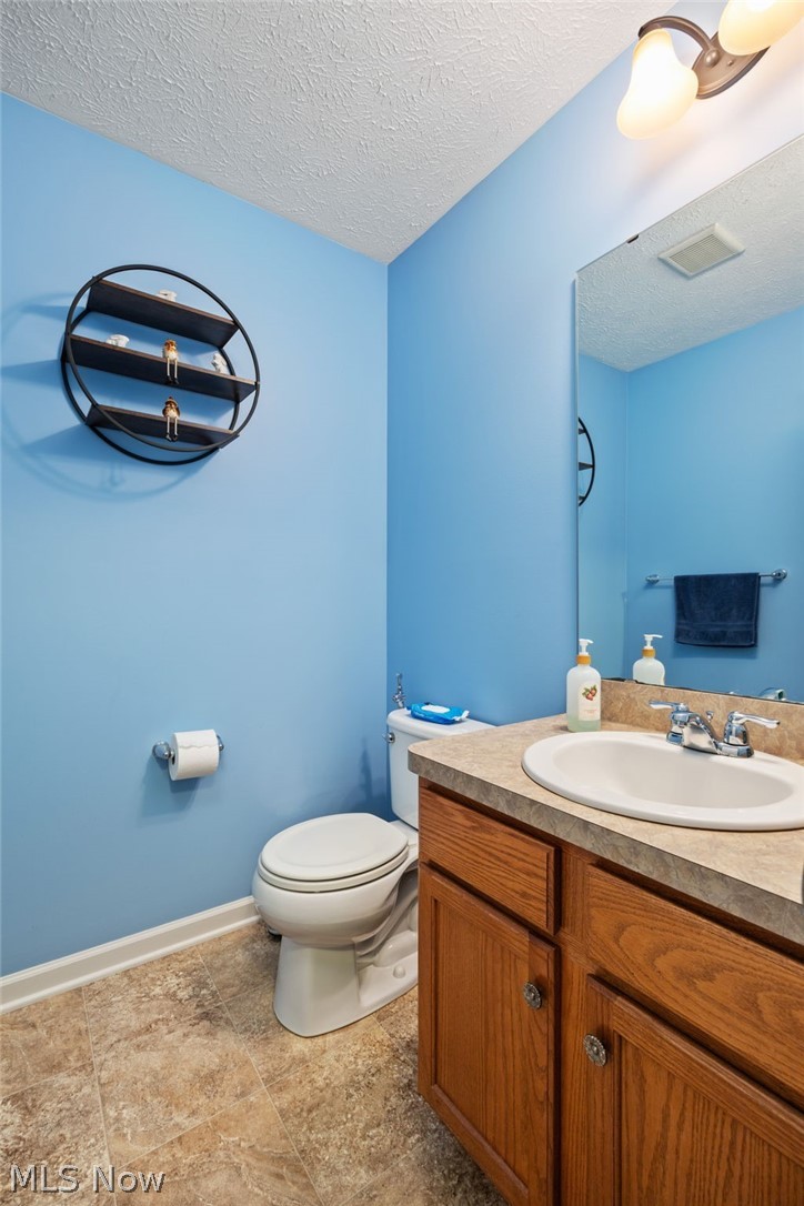9961 Colmanara Drive Aurora OH 44202