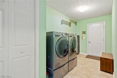 9961 Colmanara Drive Aurora OH 44202