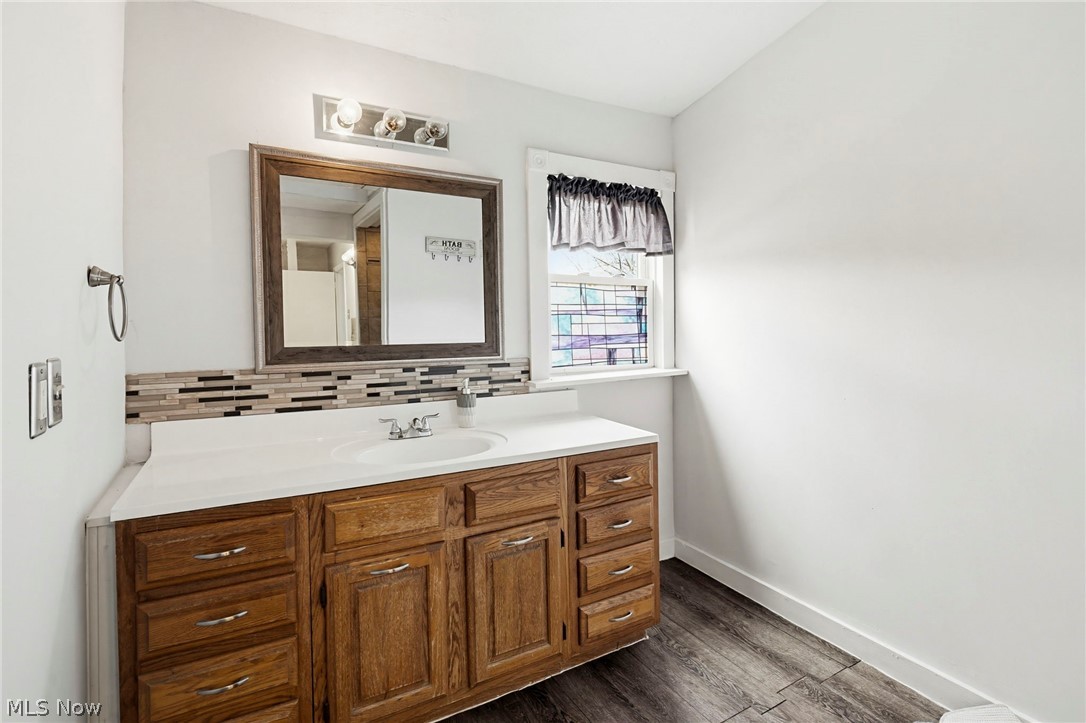 102 E Brookside Avenue Akron OH 44301