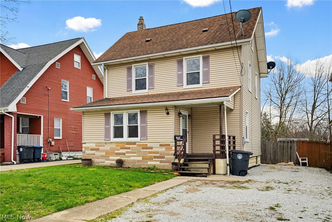 102 E Brookside Avenue Akron OH 44301