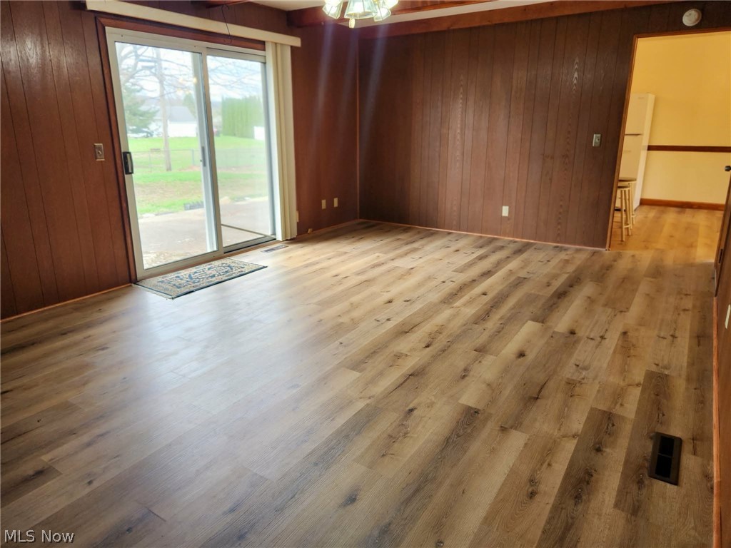 142 Essex Road Mansfield OH 44904