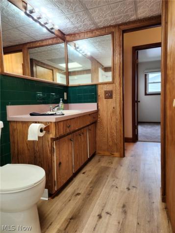 142 Essex Road Mansfield OH 44904