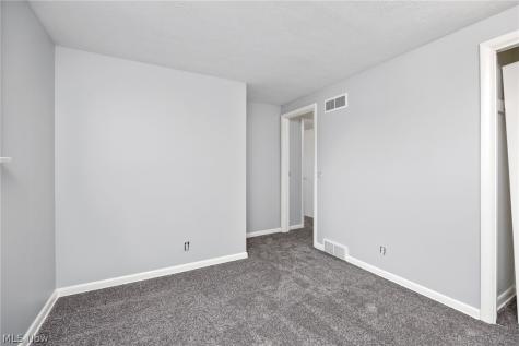 2685 Kenyon Avenue NW Massillon OH 44647