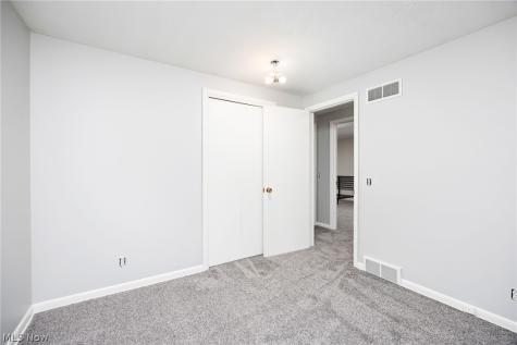 2685 Kenyon Avenue NW Massillon OH 44647