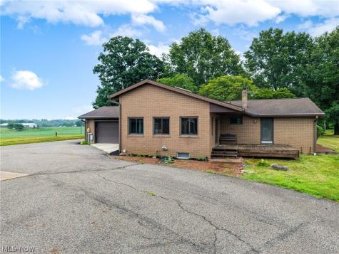 2685 Kenyon Avenue NW Massillon OH 44647
