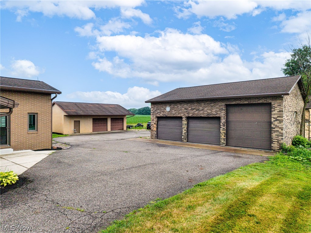 2685 Kenyon Avenue NW Massillon OH 44647