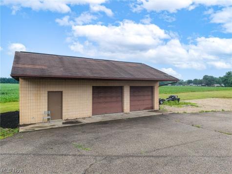 2685 Kenyon Avenue NW Massillon OH 44647