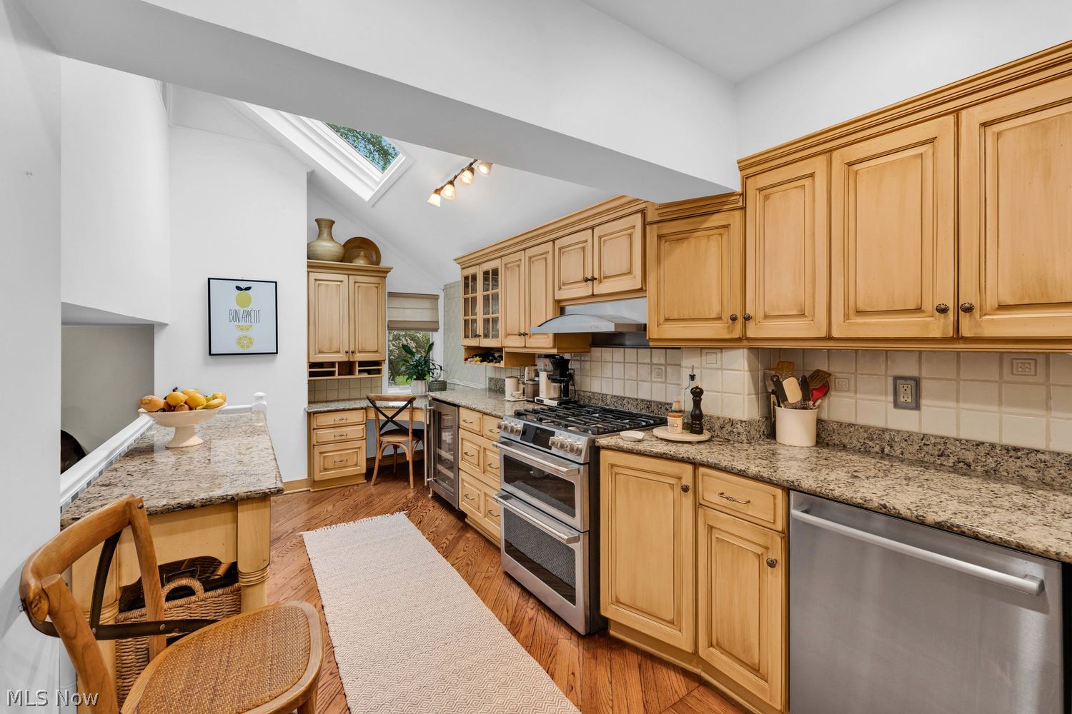 21280 Maplewood Avenue Rocky River OH 44116