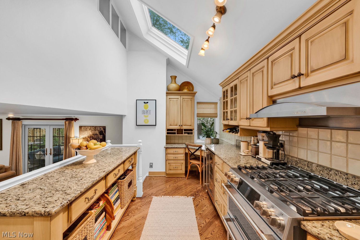 21280 Maplewood Avenue Rocky River OH 44116