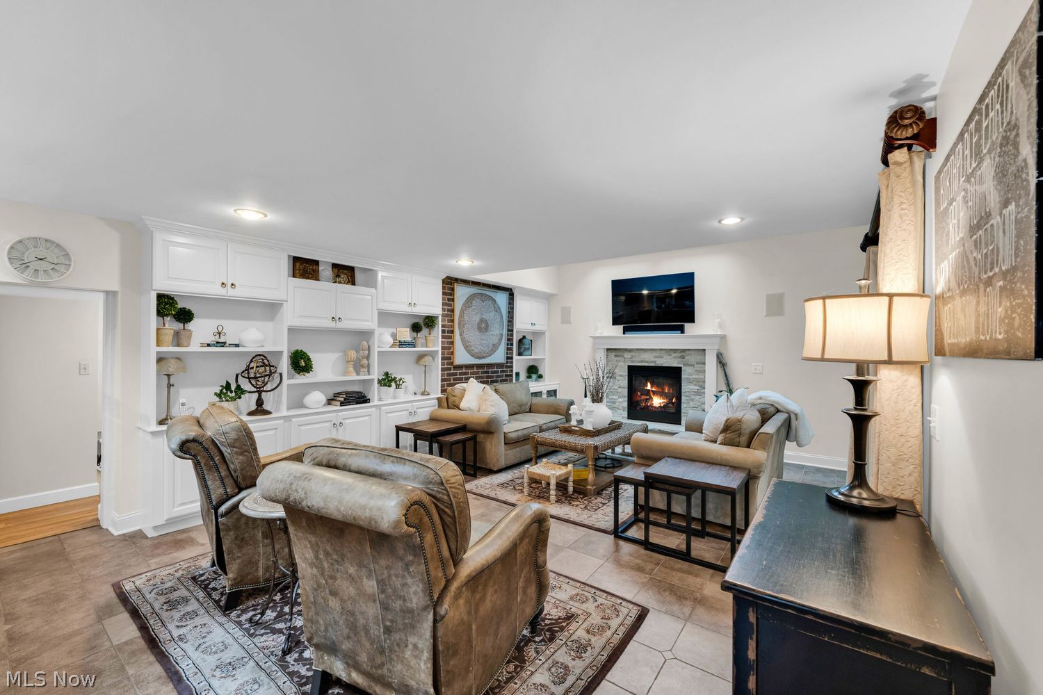 21280 Maplewood Avenue Rocky River OH 44116