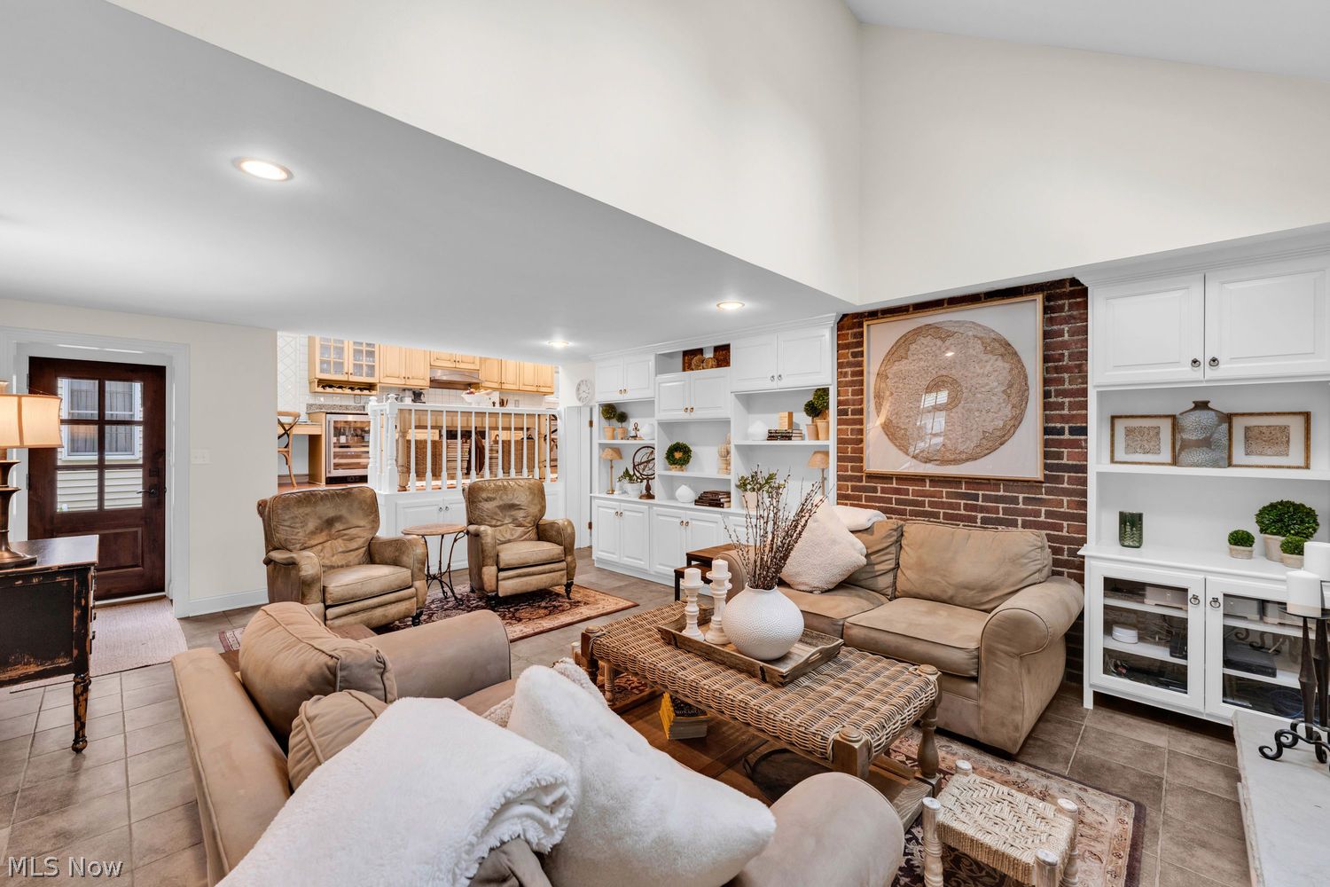 21280 Maplewood Avenue Rocky River OH 44116