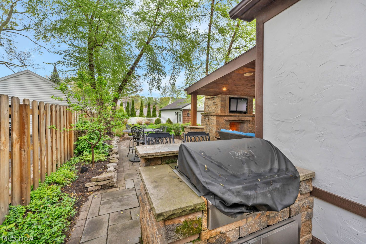 21280 Maplewood Avenue Rocky River OH 44116