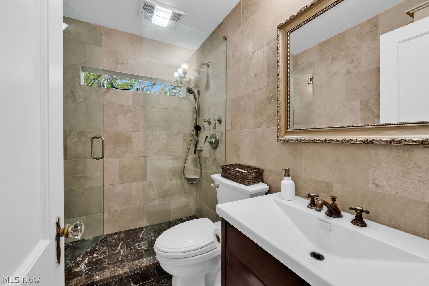 21280 Maplewood Avenue Rocky River OH 44116