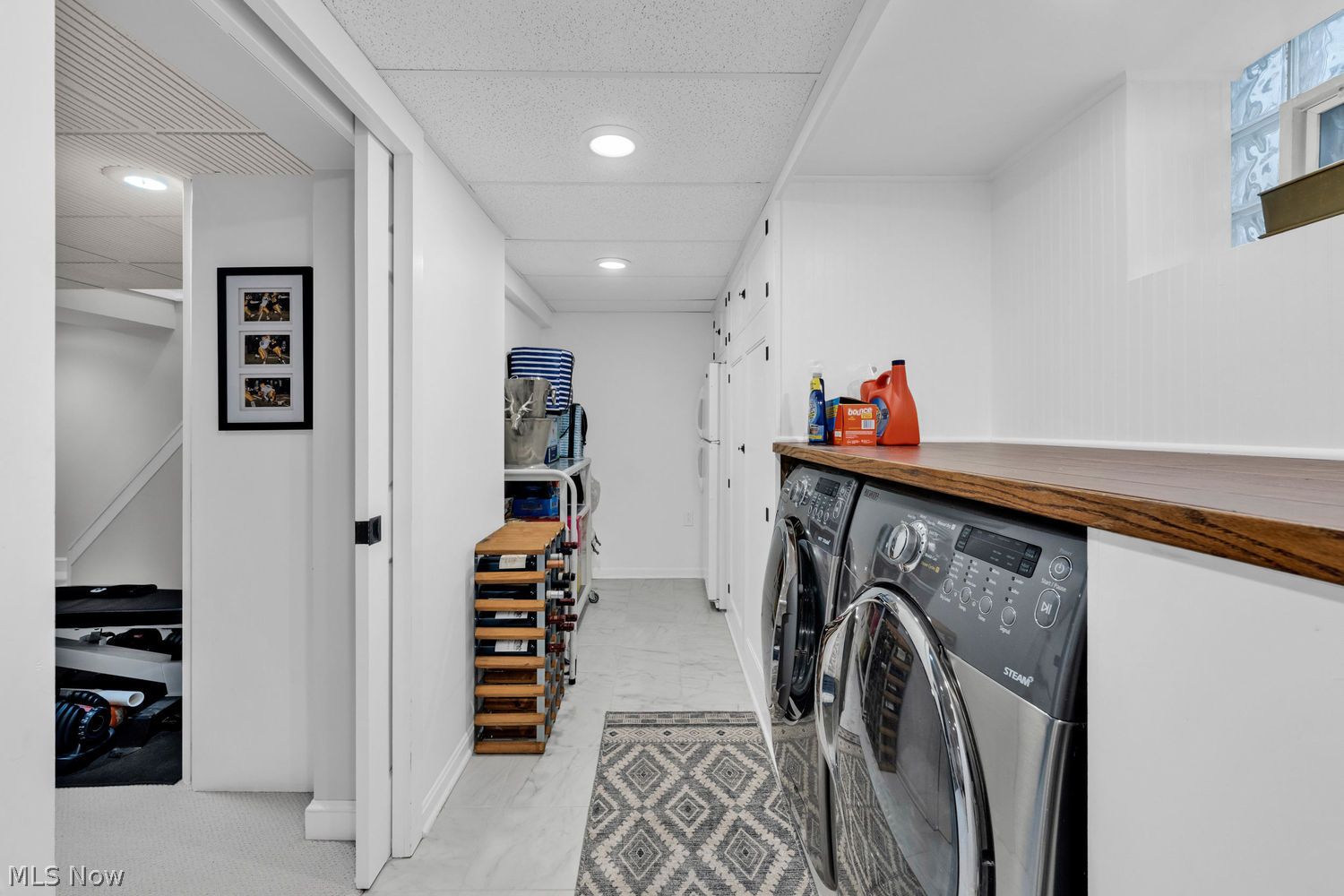 21280 Maplewood Avenue Rocky River OH 44116