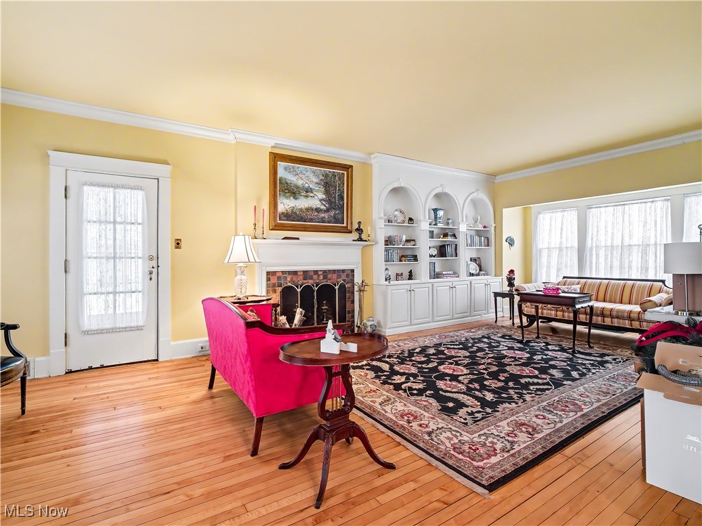 2830 Lee Road Shaker Heights OH 44120