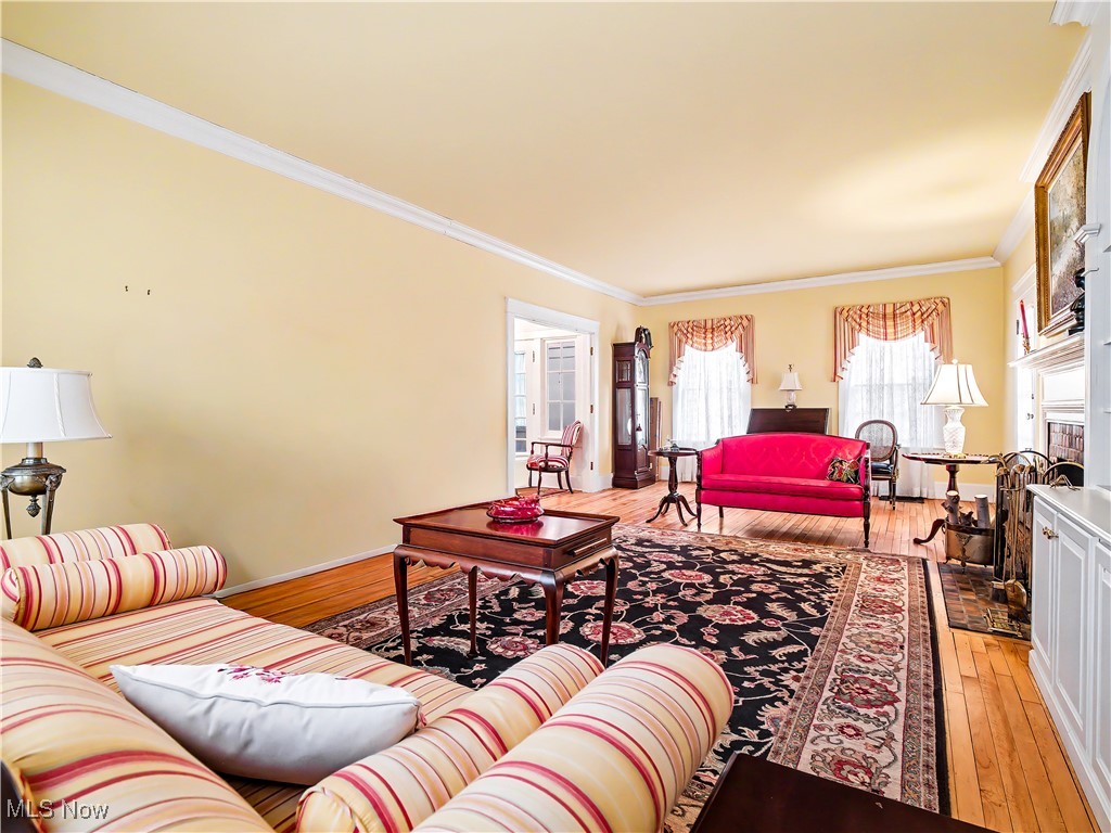 2830 Lee Road Shaker Heights OH 44120