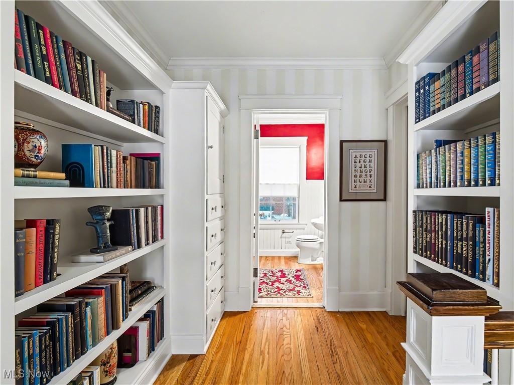 2830 Lee Road Shaker Heights OH 44120