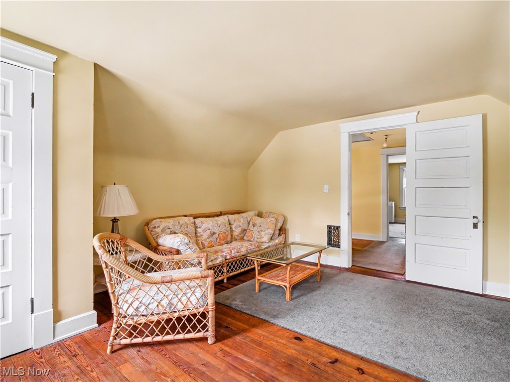 2830 Lee Road Shaker Heights OH 44120