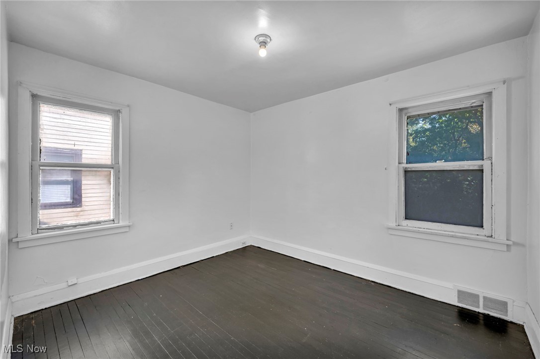 1743 Clarkstone Road Cleveland OH 44112