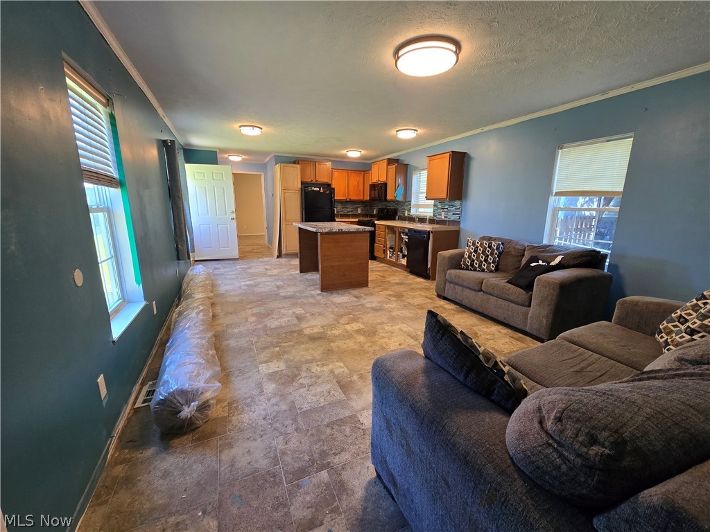 12048 Nicki Lane Chardon OH 44024