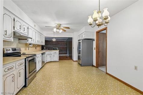 966 Primrose Drive Seven Hills OH 44131