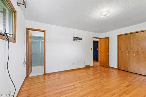 966 Primrose Drive Seven Hills OH 44131