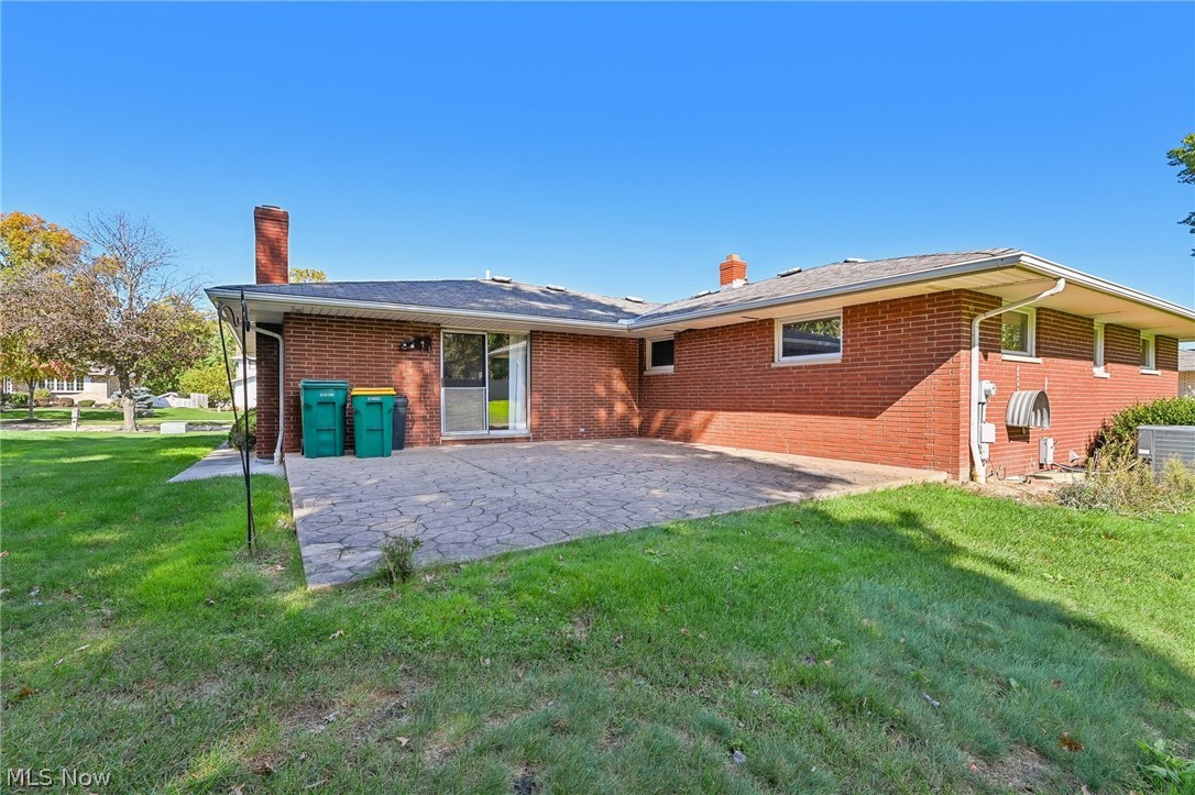 966 Primrose Drive Seven Hills OH 44131