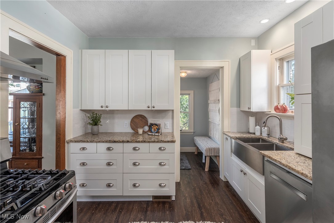 1272 Virginia Avenue Lakewood OH 44107