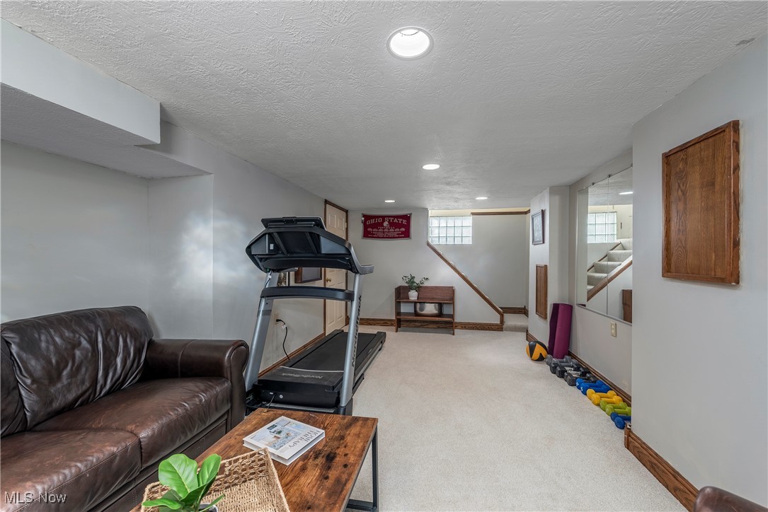 1272 Virginia Avenue Lakewood OH 44107