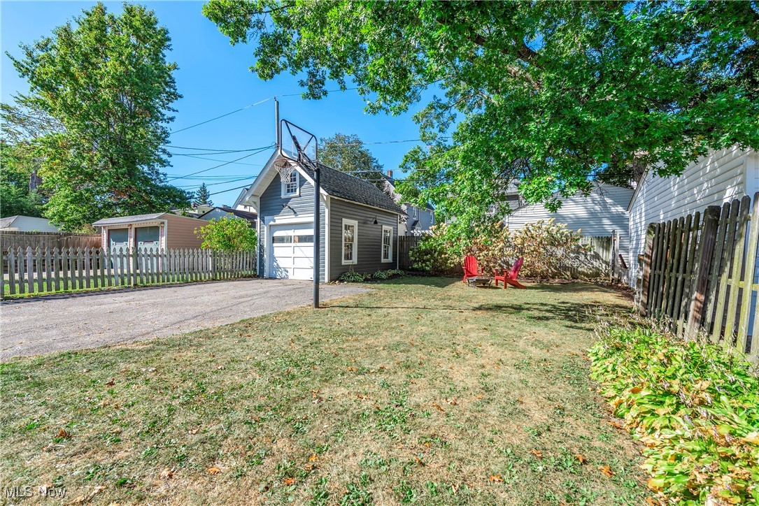 1272 Virginia Avenue Lakewood OH 44107