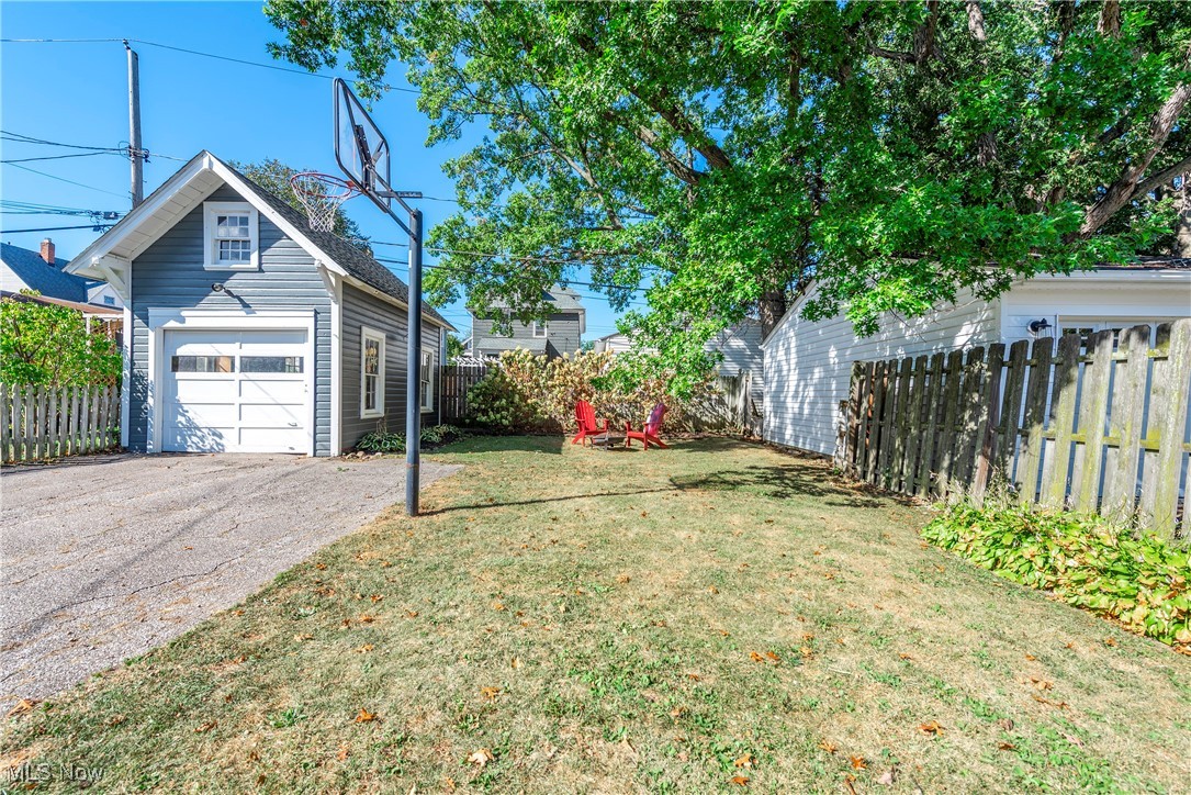 1272 Virginia Avenue Lakewood OH 44107