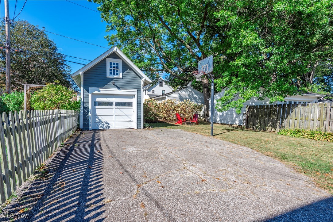 1272 Virginia Avenue Lakewood OH 44107