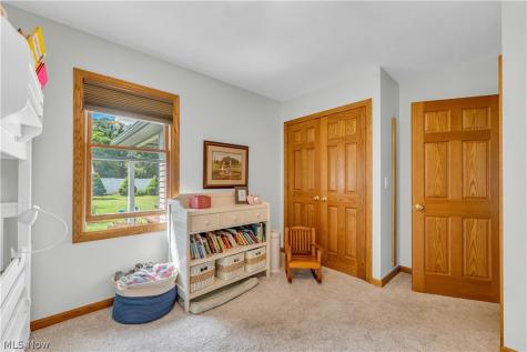 1372 Earhart Avenue Akron OH 44320