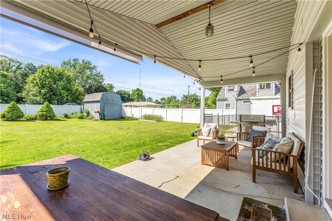 1372 Earhart Avenue Akron OH 44320