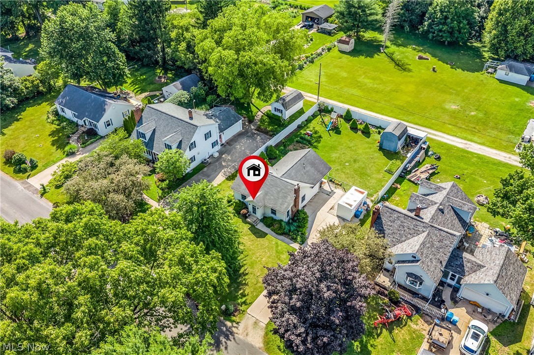 1372 Earhart Avenue Akron OH 44320