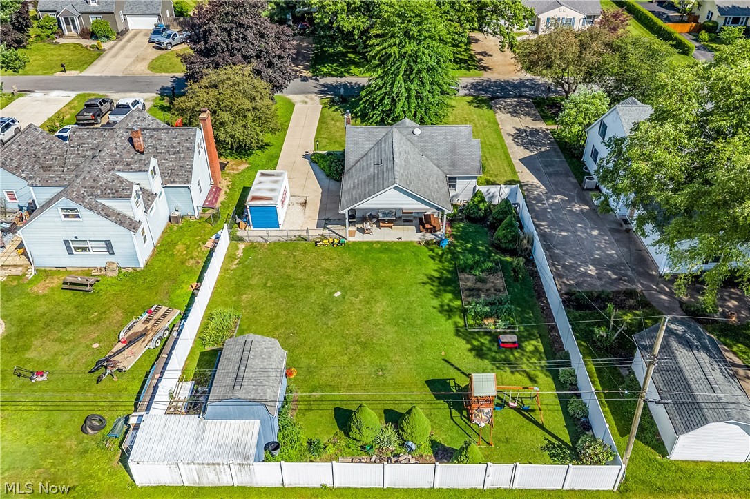 1372 Earhart Avenue Akron OH 44320