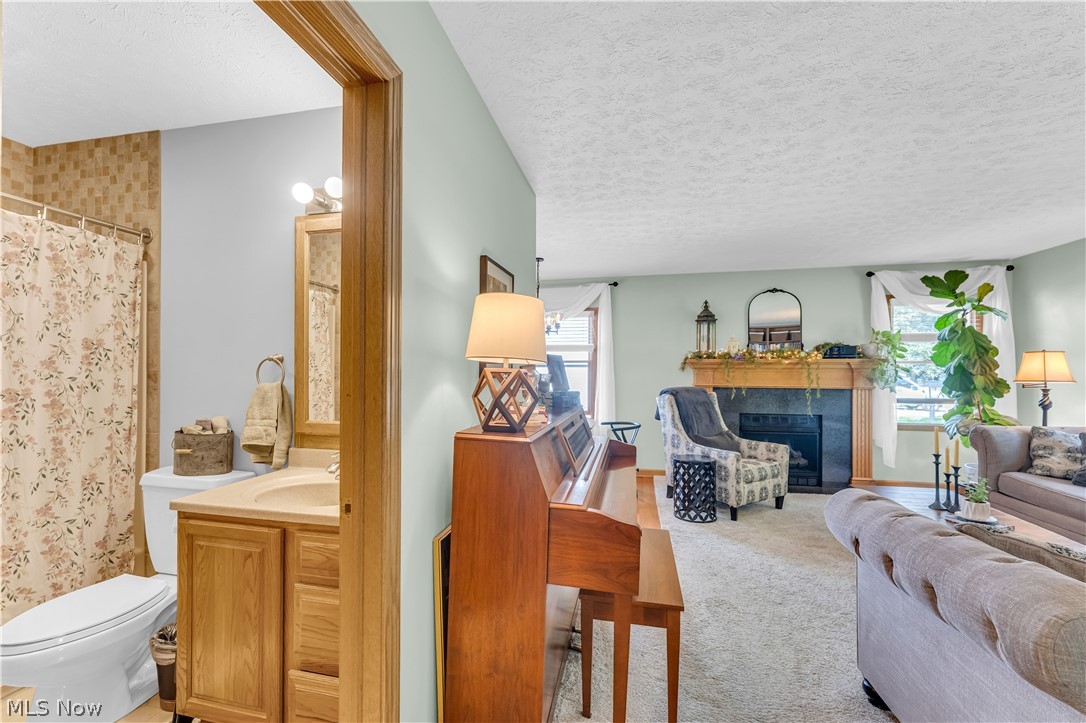 1372 Earhart Avenue Akron OH 44320