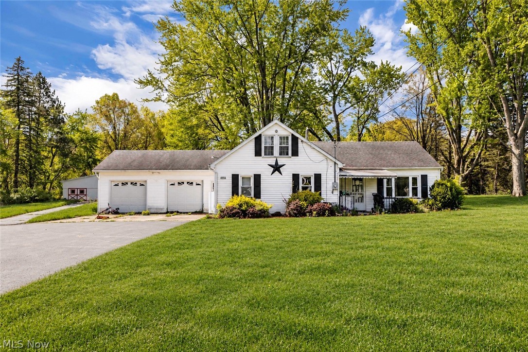 4556 Warren Sharon Road Vienna OH 44473