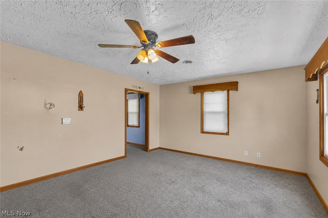 4556 Warren Sharon Road Vienna OH 44473